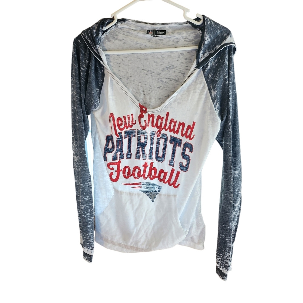 NFL Womens New England Patriots Long Sleeved Hooded Tshirt Size M C56
